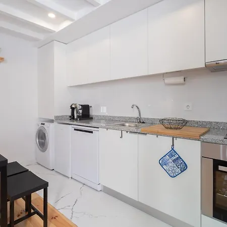 Sunny Bright & Pool By Host Wise Appartement