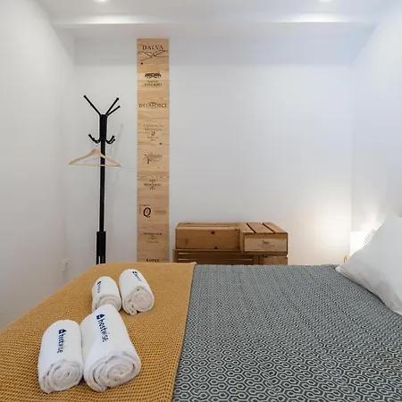 Apartment Sunny Bright & Pool By Host Wise *